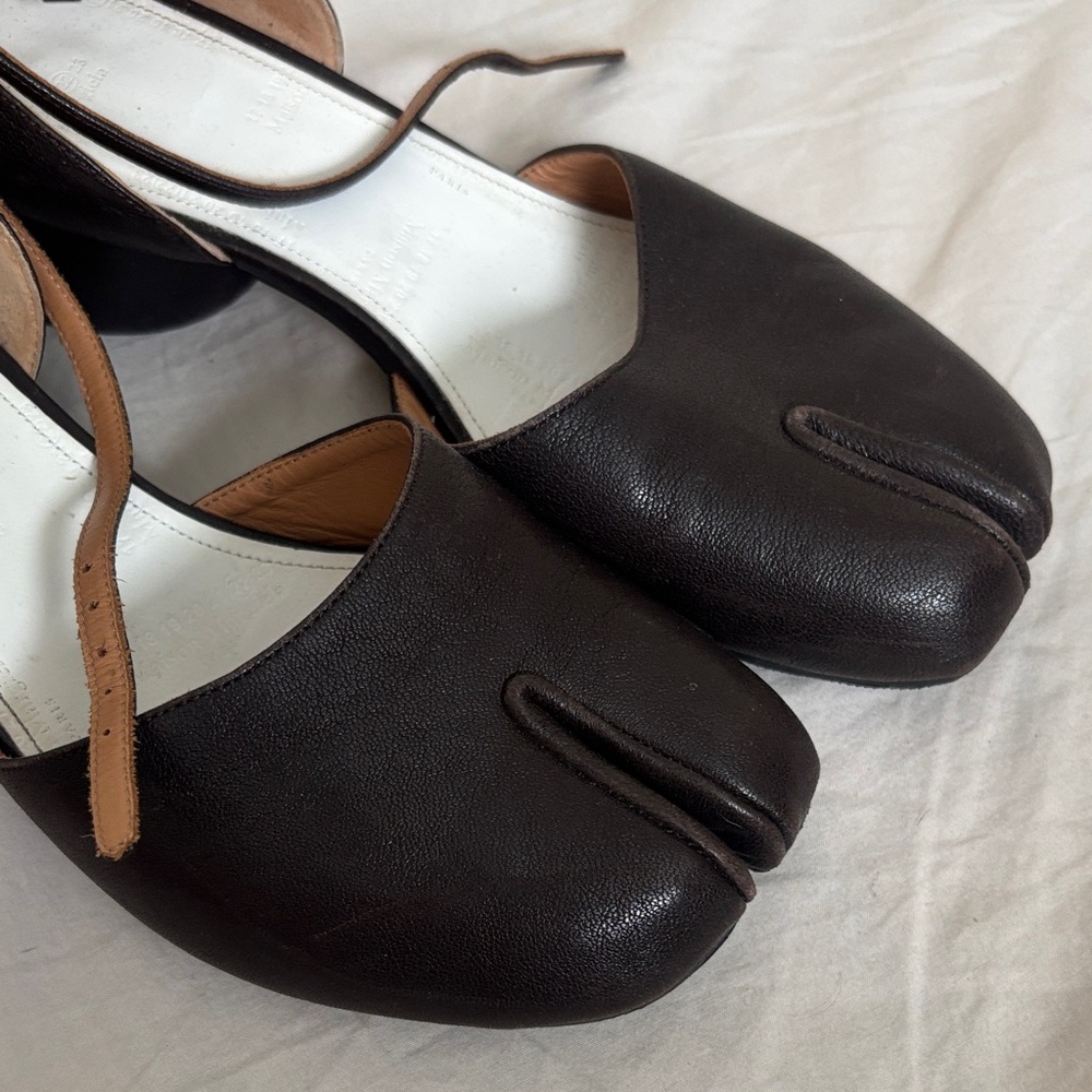 Maison Martin Margiela Brown Split-Toe Mary Janes - Picture 3 of 7